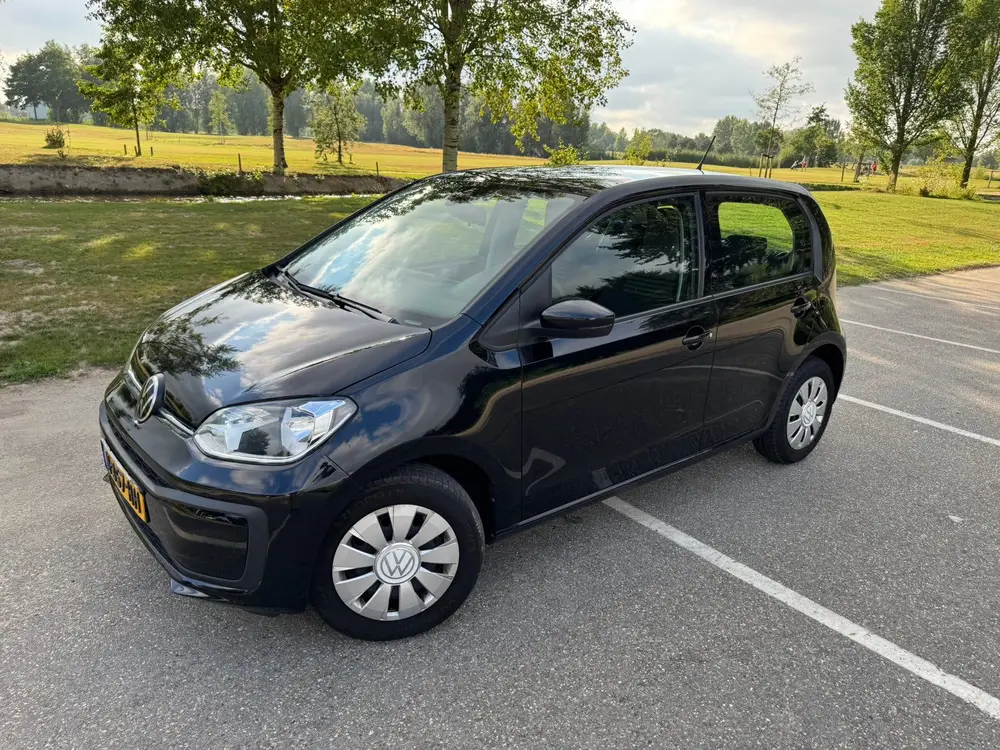 Volkswagen Up! 1.0 65PK 5D 2021 Zwart uit 2021, foto 2