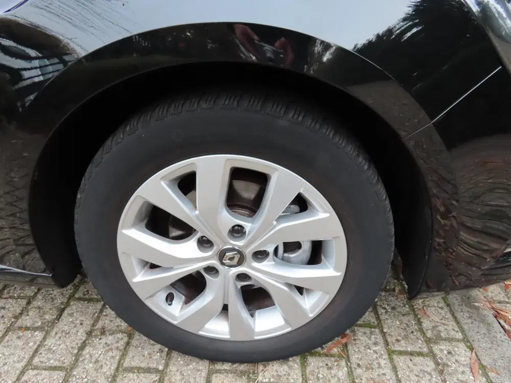 Renault Megane Mégane 1.3 TCe Limited AUTOMAAT uit 2019, foto 11
