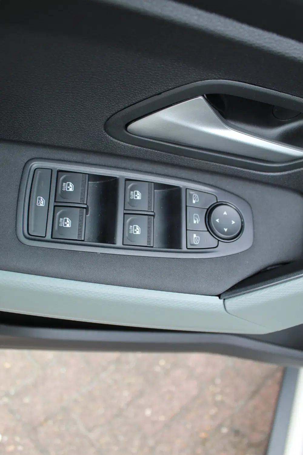 Dacia Duster 1.2-130pk TCe Mild-Hybrid Extreme. Stoere uit 2025, foto 5