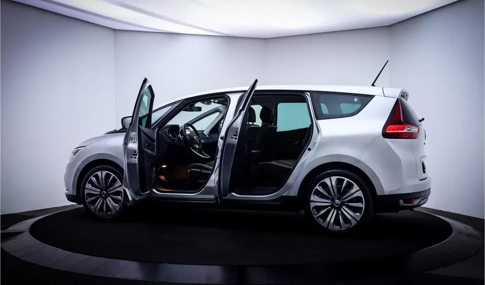 Renault Grand Scenic Grand Scénic 1.3T 140Pk Aut. 7Pers EVOLUTI uit 2022, foto 9