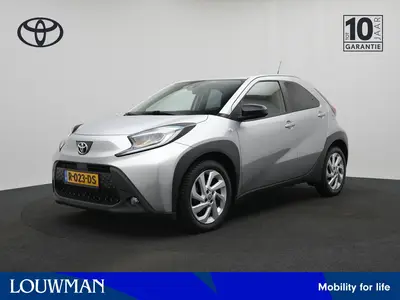 Toyota Aygo X 1.0 VVT-i MT first uit 2022