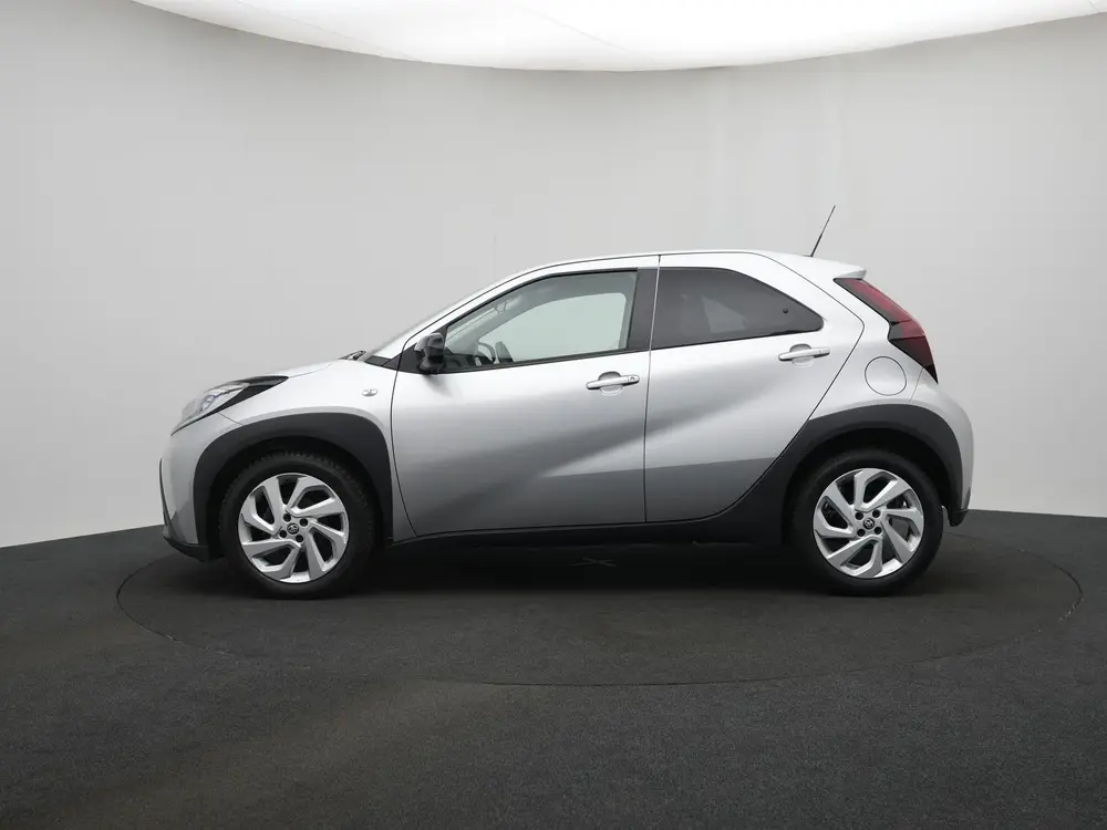 Toyota Aygo X 1.0 VVT-i MT first uit 2022, foto 3