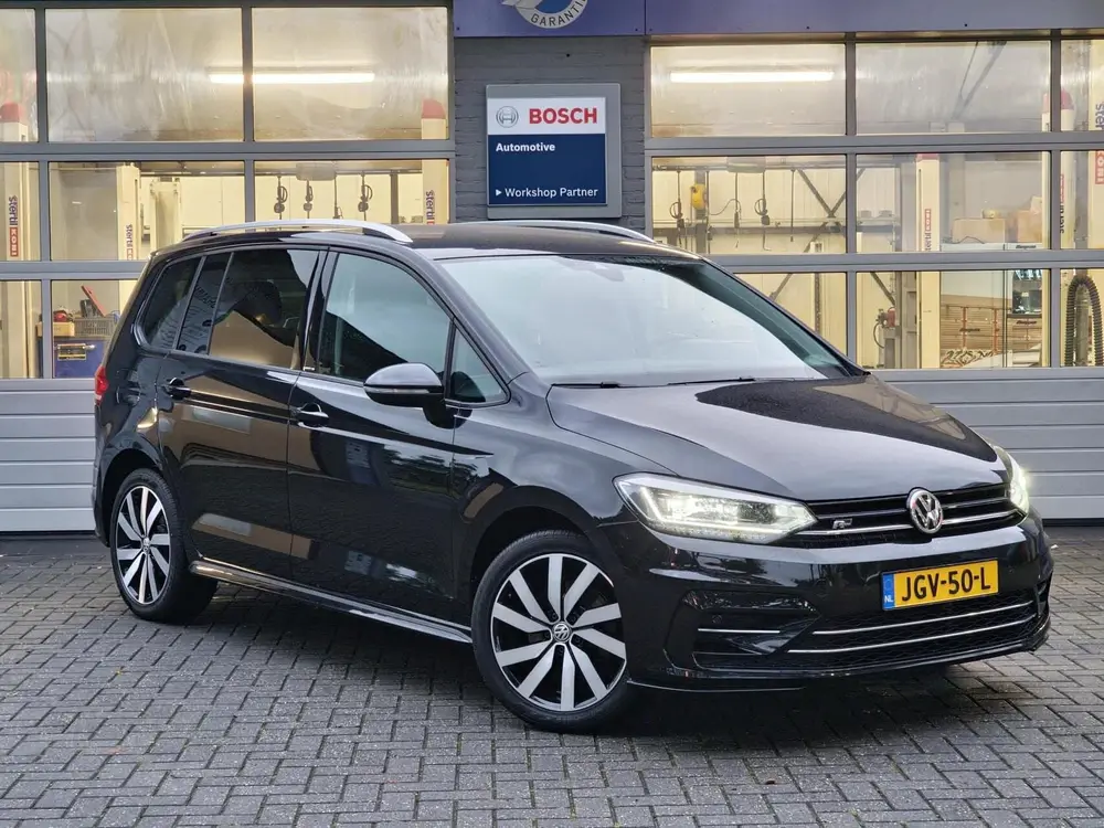 Volkswagen Touran 1.5 TSI DSG United R-line 7p|LED Matrix|7 uit 2020