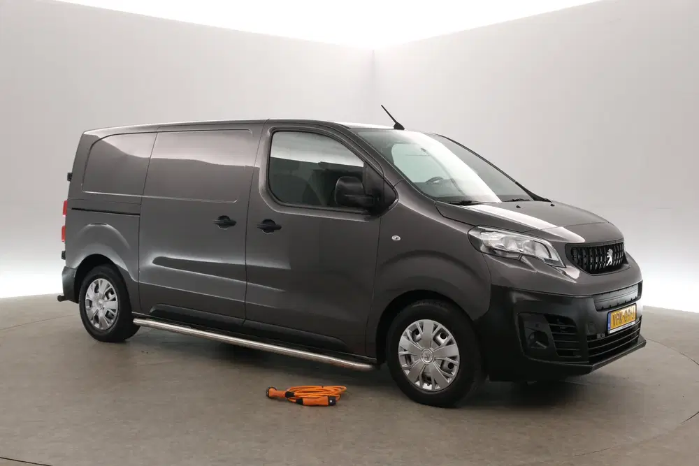 Peugeot Expert 75 kWh L2H1 uit 2022, foto 8