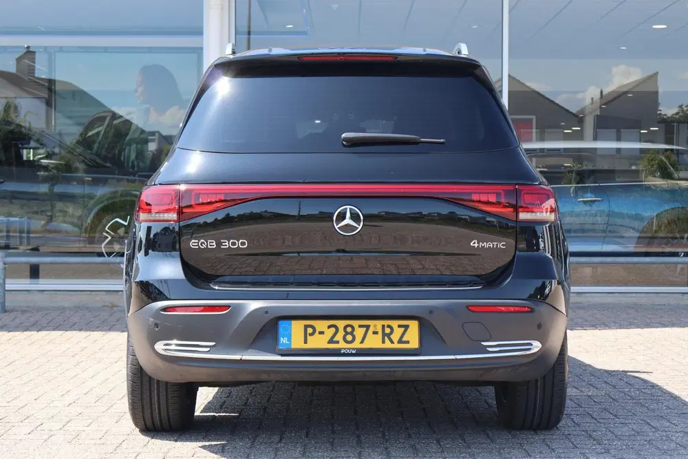 Mercedes-Benz EQB 300 228pk 4MATIC Luxury Line 67 kWh uit 2022, foto 11