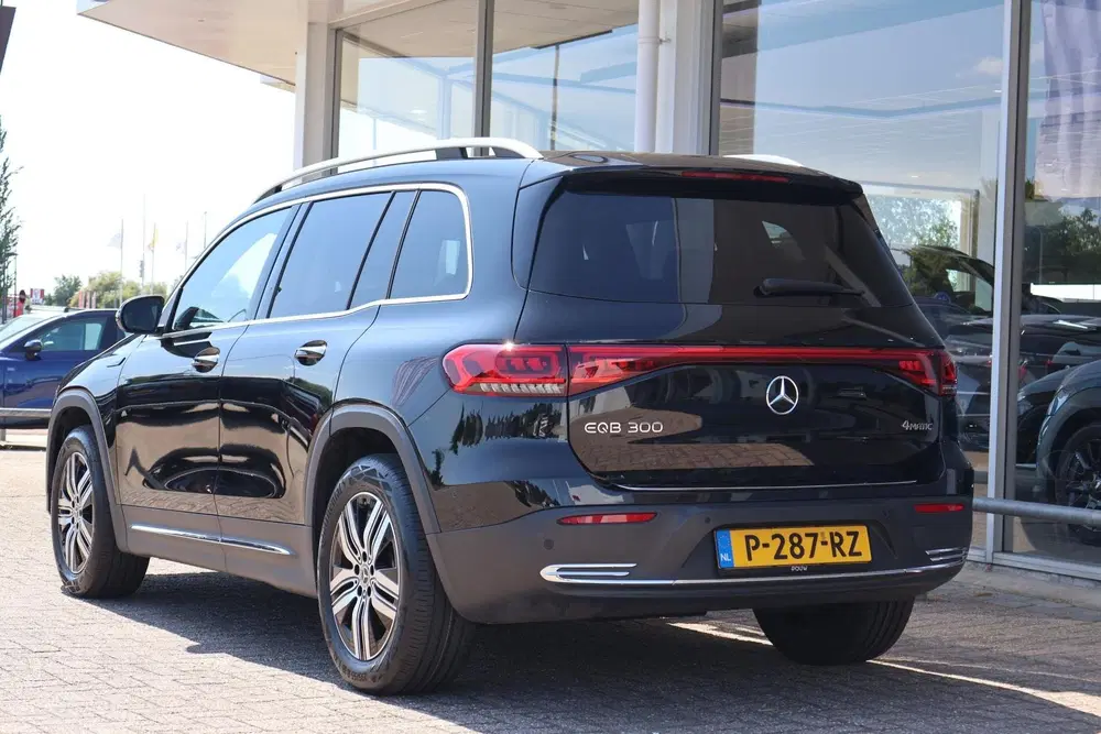 Mercedes-Benz EQB 300 228pk 4MATIC Luxury Line 67 kWh uit 2022, foto 12
