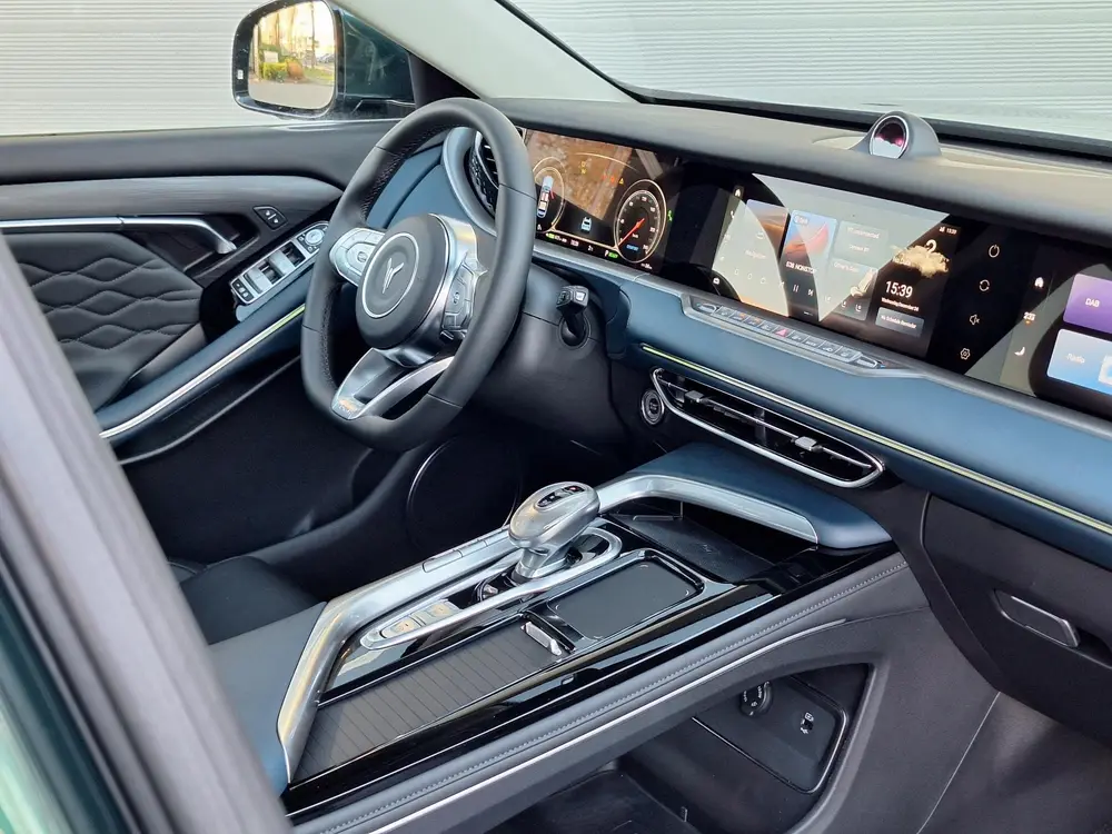 Voyah Free Limited Edition Business 4WD 106 kWh | Schuifdak uit 2026, foto 10