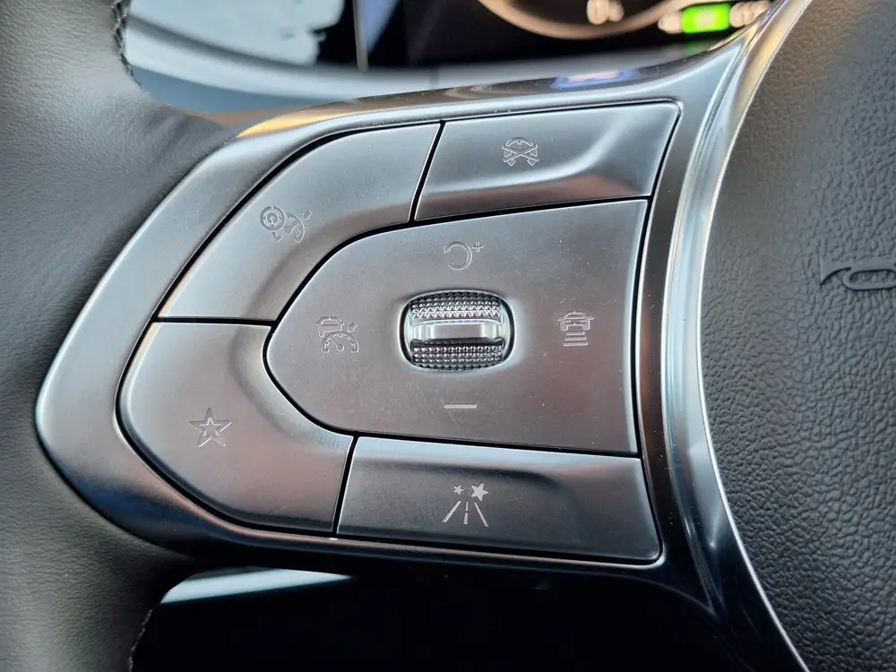 Voyah Free Limited Edition Business 4WD 106 kWh | Schuifdak uit 2026, foto 13
