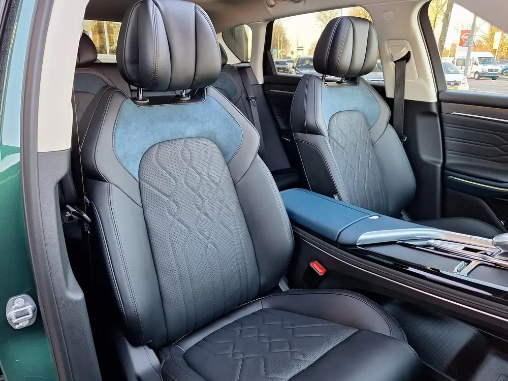 Voyah Free Limited Edition Business 4WD 106 kWh | Schuifdak uit 2026, foto 7