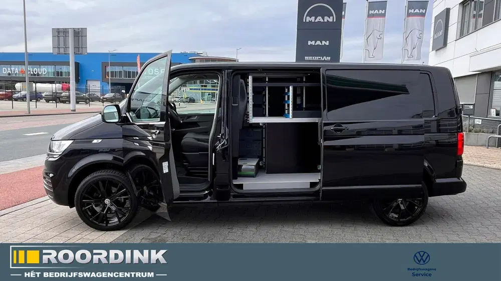 Volkswagen Transporter 150 pk DSG L2 Complete Sortimo inrich uit 2023, foto 13