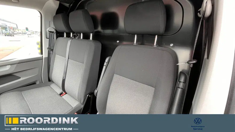 Volkswagen Transporter 150 pk DSG L2 Complete Sortimo inrich uit 2023, foto 15