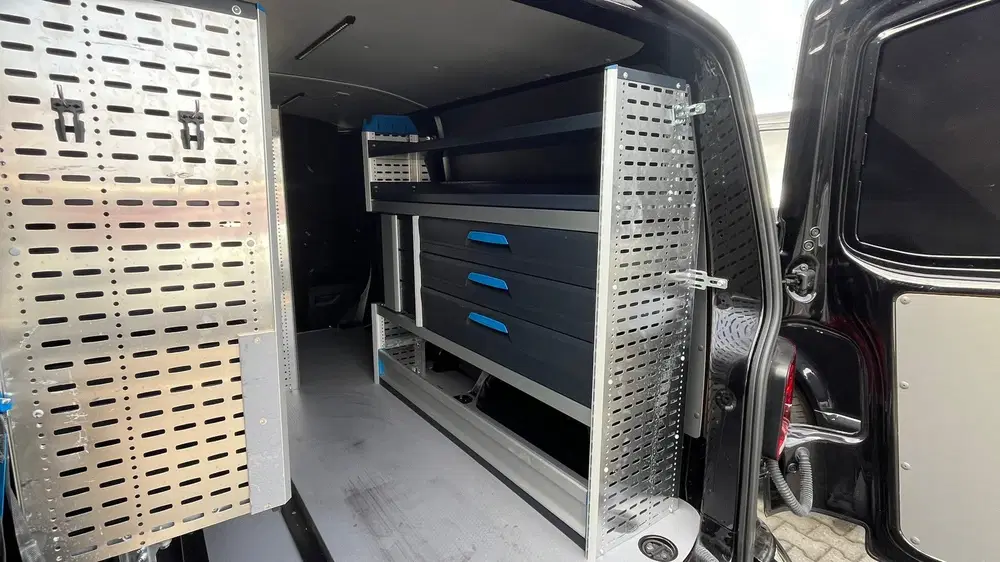 Volkswagen Transporter 150 pk DSG L2 Complete Sortimo inrich uit 2023, foto 4