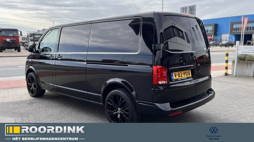 Volkswagen Transporter 150 pk DSG L2 Complete Sortimo inrich uit 2023, foto 9