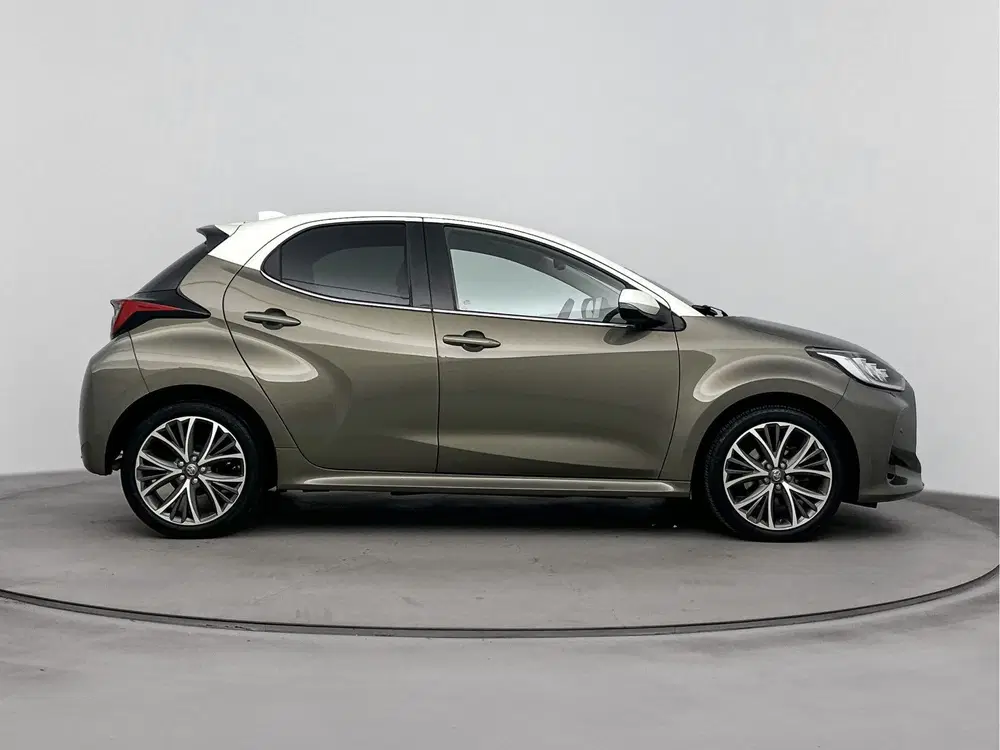 Toyota Yaris 1.5 VVT-i Executive uit 2021, foto 15