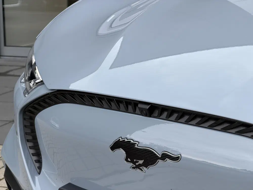 Ford Mustang Mach-E Standard RWD 73 kWh uit 2026, foto 7