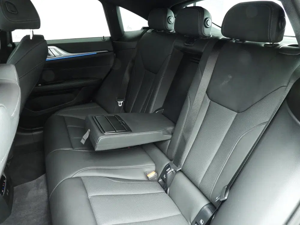 BMW 4-serie Gran Coupé 420i uit 2025, foto 8