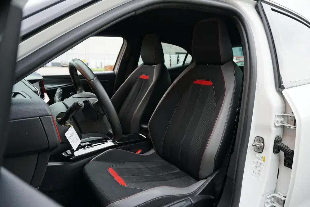 Opel Mokka 1.2 Turbo GS Line AUT. + MATRIX LED uit 2021, foto 8
