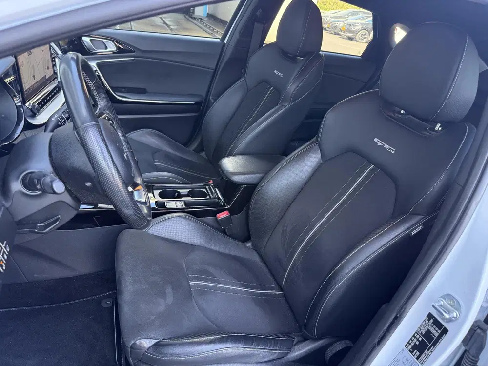 Kia ProCeed 1.0 T-GDi GT-Line uit 2023, foto 8