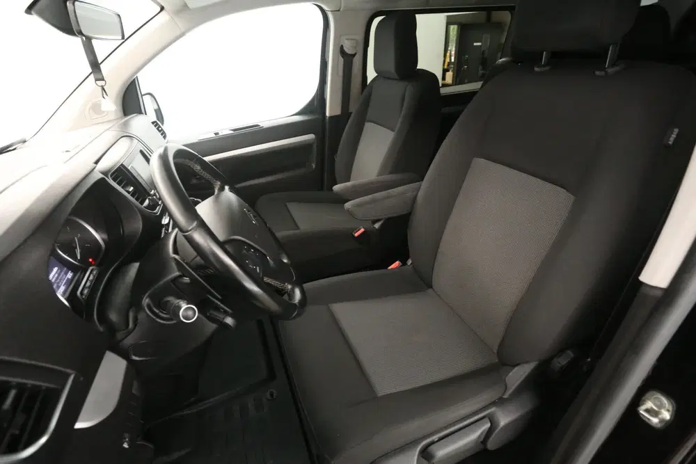 Citroën Jumpy 2.0 BlueHDI 180PK L3H1 uit 2023, foto 11