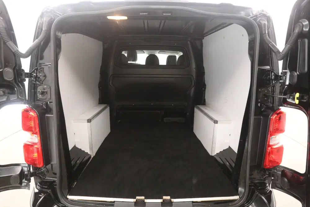 Citroën Jumpy 2.0 BlueHDI 180PK L3H1 uit 2023, foto 4