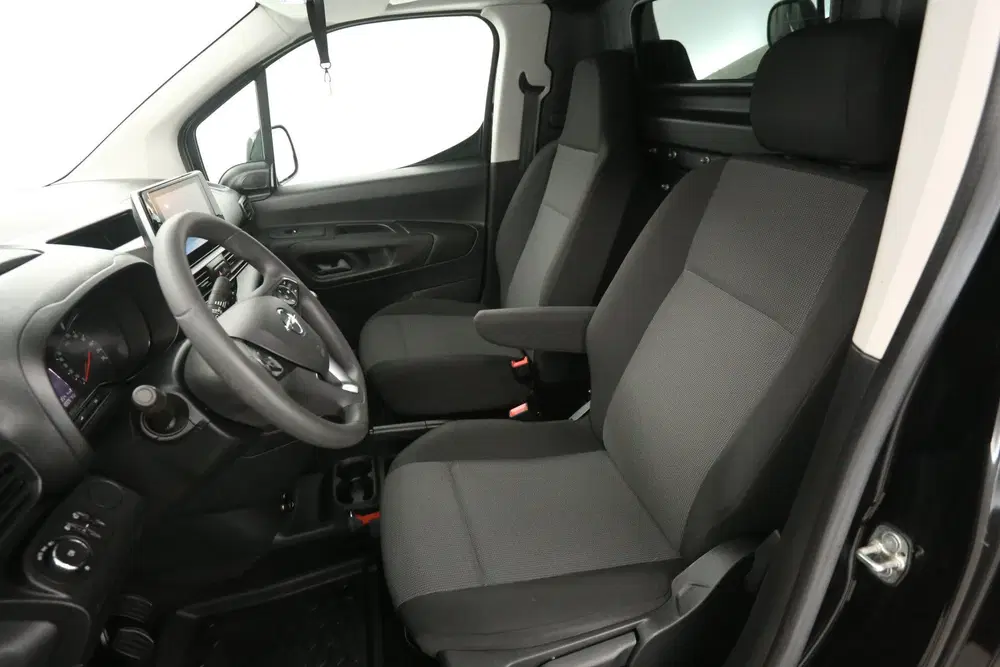 Opel Combo 1.5D uit 2021, foto 9