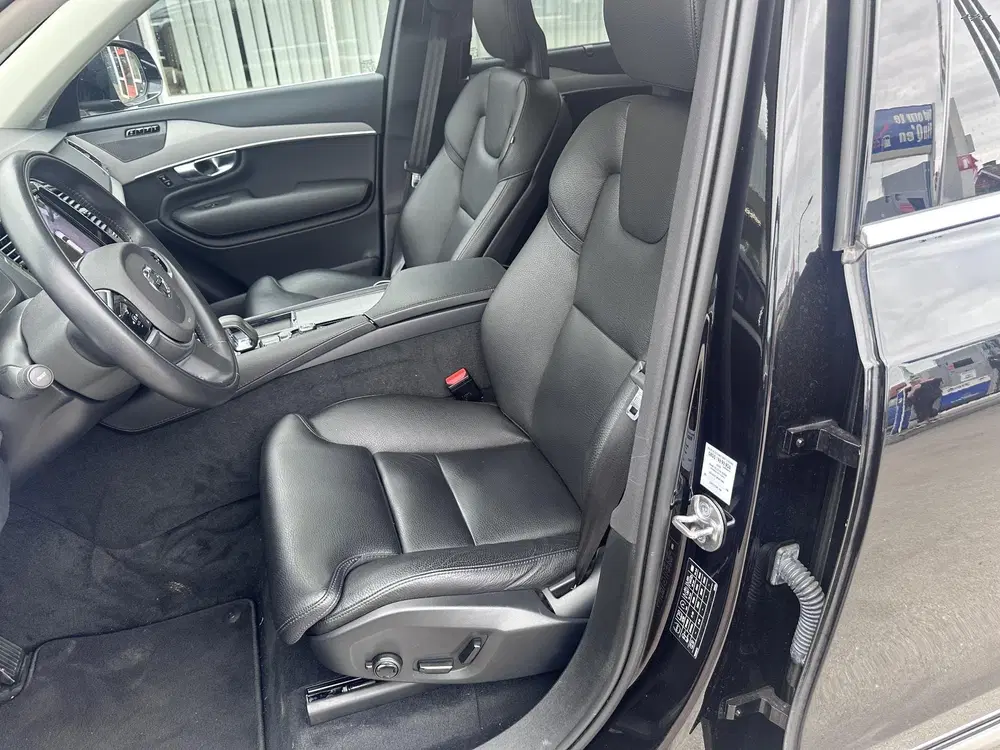 Volvo XC90 2.0 T8 Recharge AWD Inscription uit 2021, foto 9