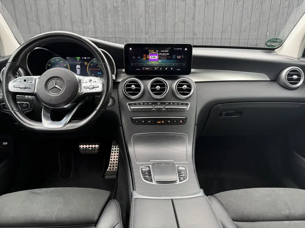 Mercedes-Benz GLC GLC 300e 4MATIC Business Solution AMG uit 2021, foto 5