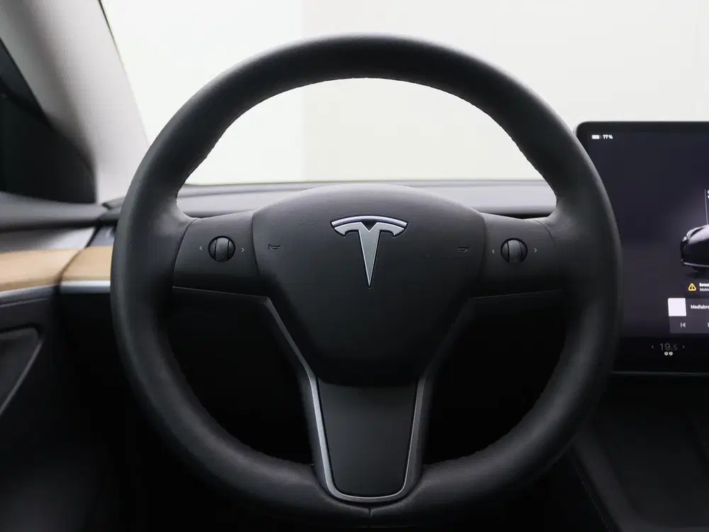 Tesla Model 3 Model 3 Standard RWD Plus FACELIFT 93.7% S uit 2022, foto 18