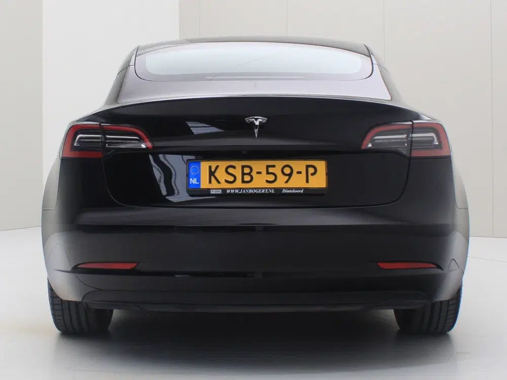 Tesla Model 3 Model 3 Standard RWD Plus FACELIFT 93.7% S uit 2022, foto 7