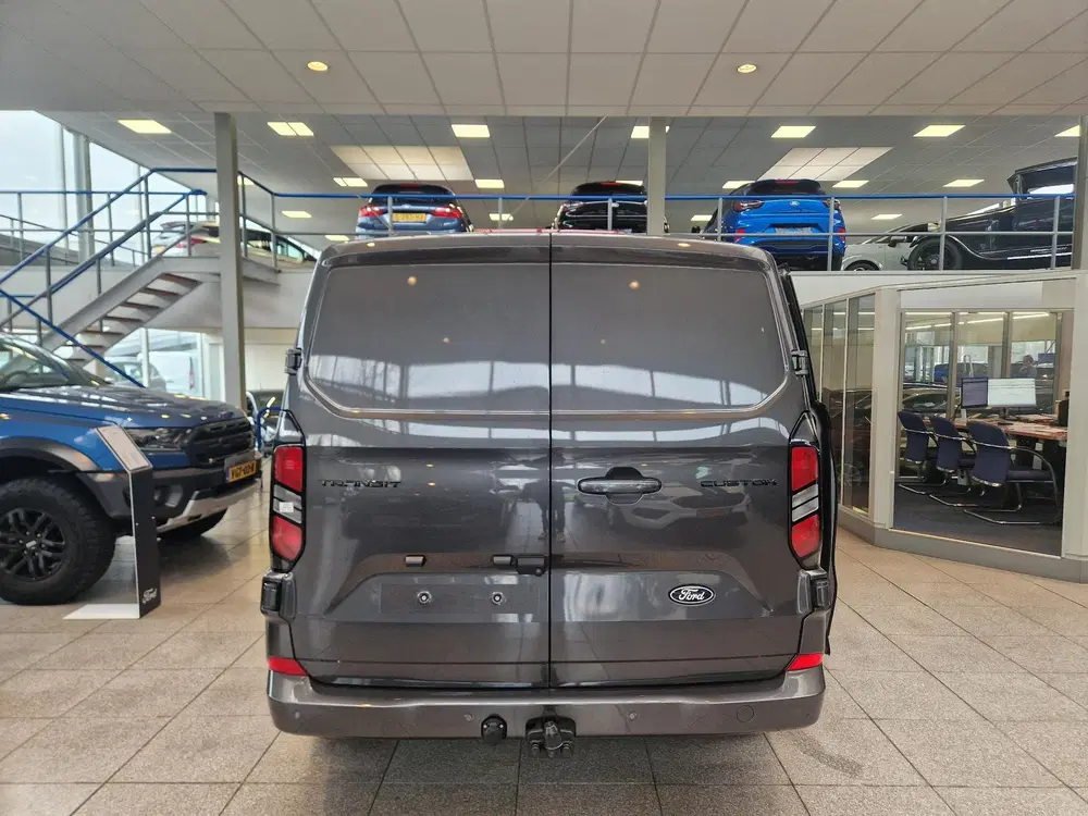 Ford Transit Custom 320 2.0 TDCI L2H1 Limited Dubbele Cabine uit 2024, foto 5