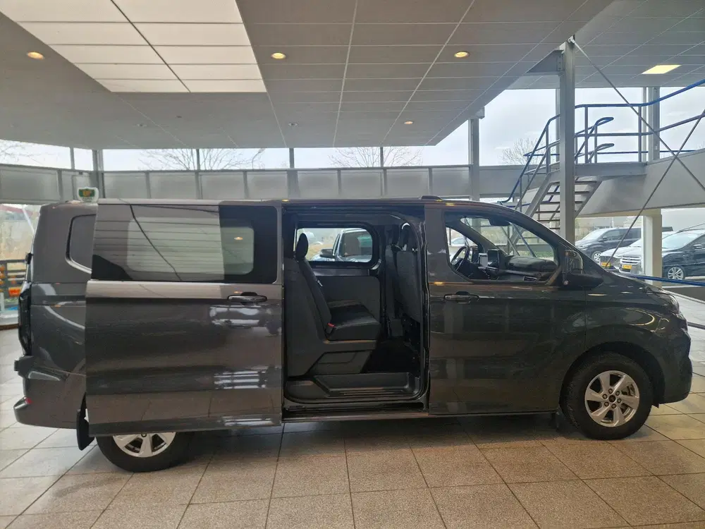Ford Transit Custom 320 2.0 TDCI L2H1 Limited Dubbele Cabine uit 2024, foto 7