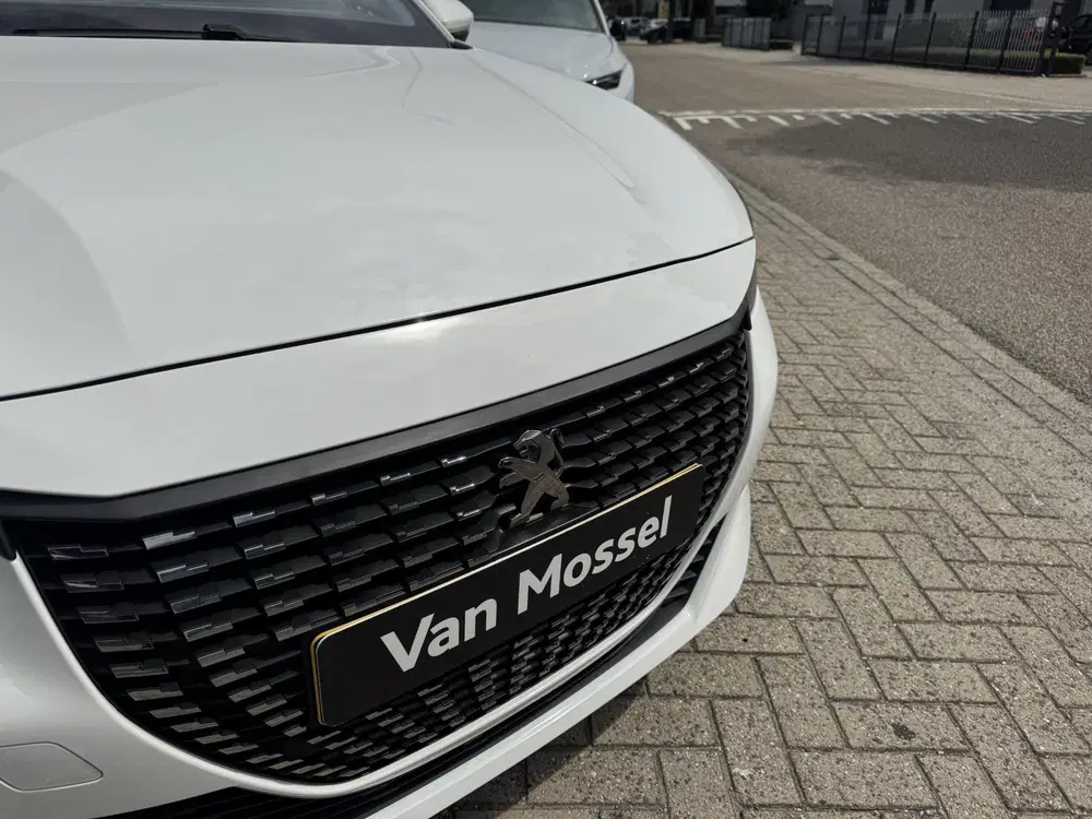 Peugeot 208 1.2 PureTech Blue Lease Active uit 2020, foto 7