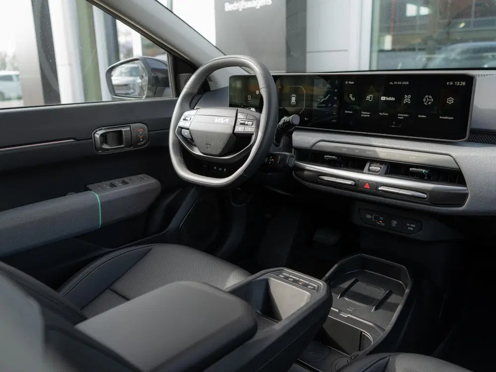 Kia EV4 Plus Advanced 81.4 kWh uit 2026, foto 7