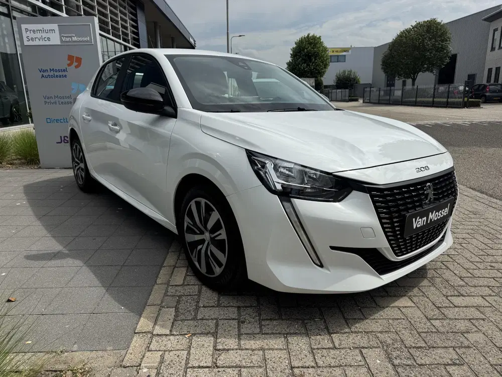 Peugeot 208 1.2 PureTech Active Pack uit 2023, foto 5