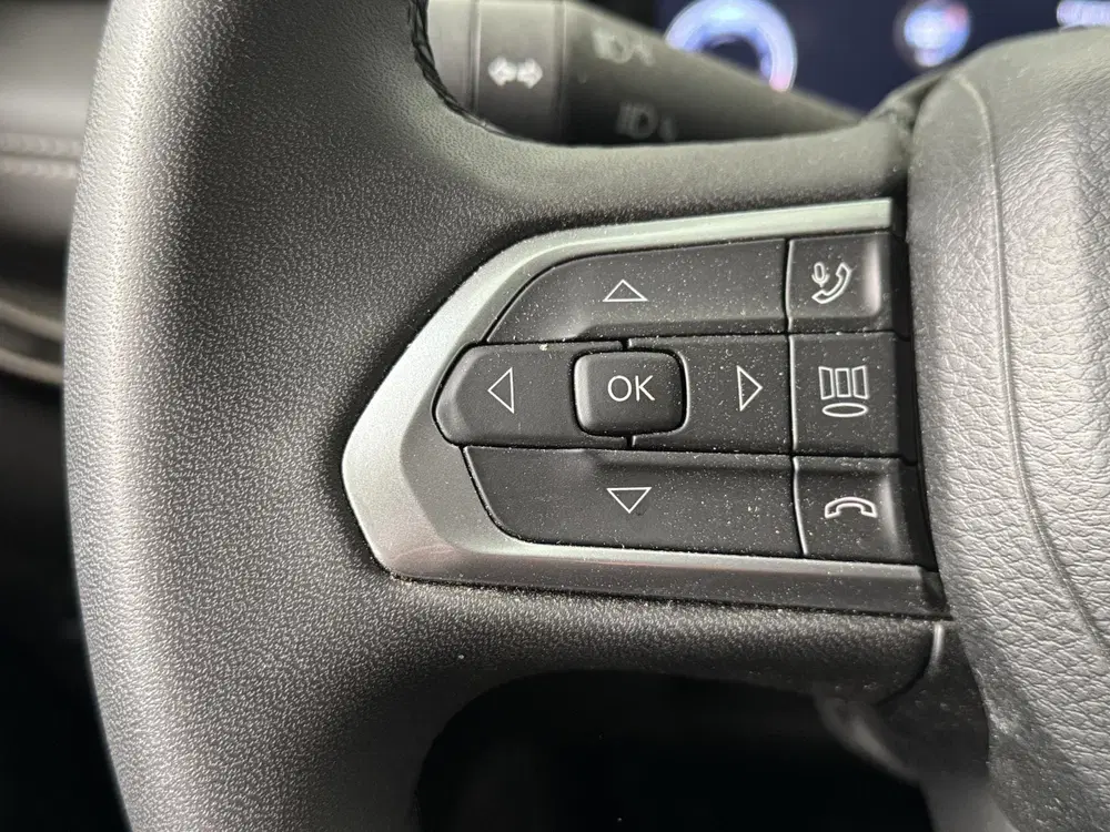 Jeep Compass 1.5T e-Hybrid Summit uit 2025, foto 17