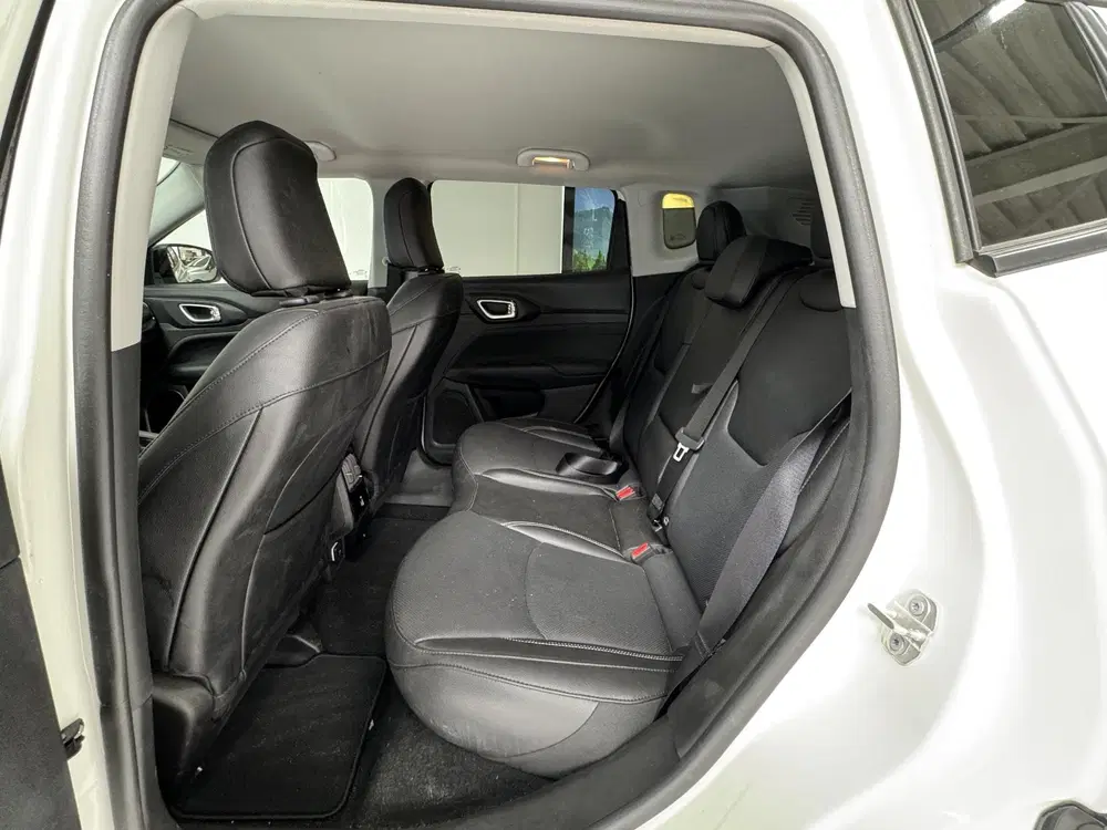 Jeep Compass 1.5T e-Hybrid Summit uit 2025, foto 8