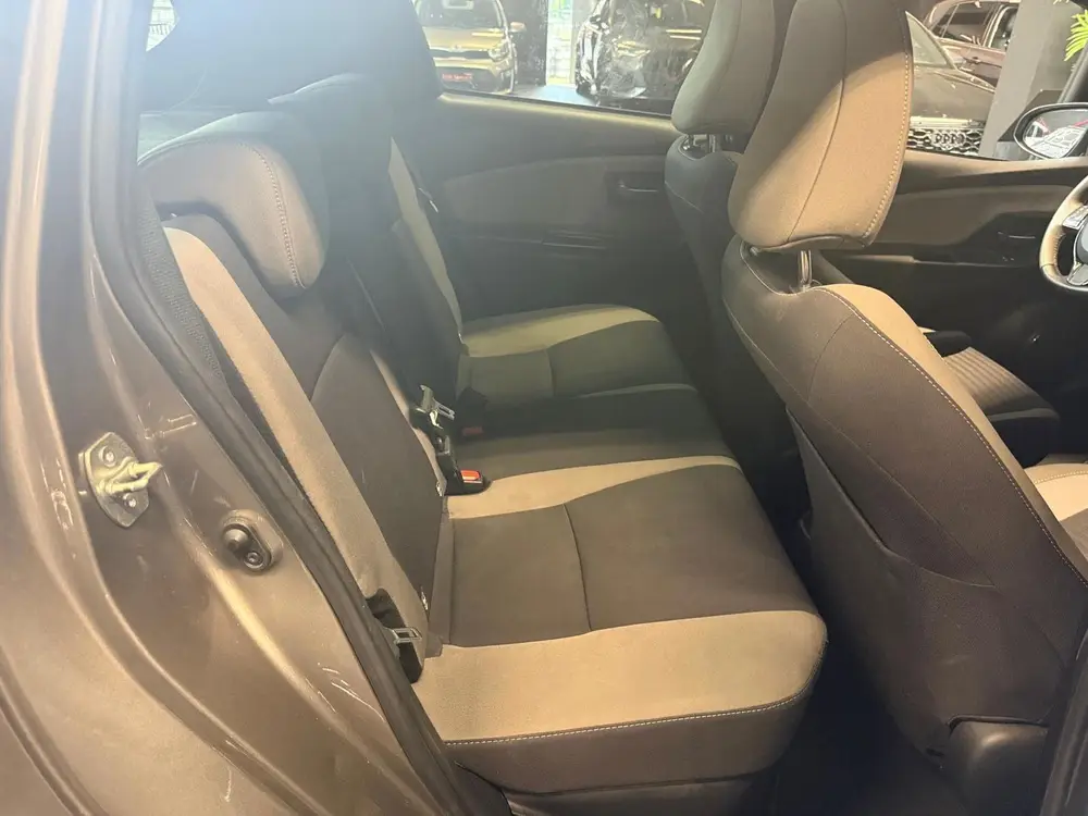 Toyota Yaris 1.5 Hybrid Active uit 2019, foto 15