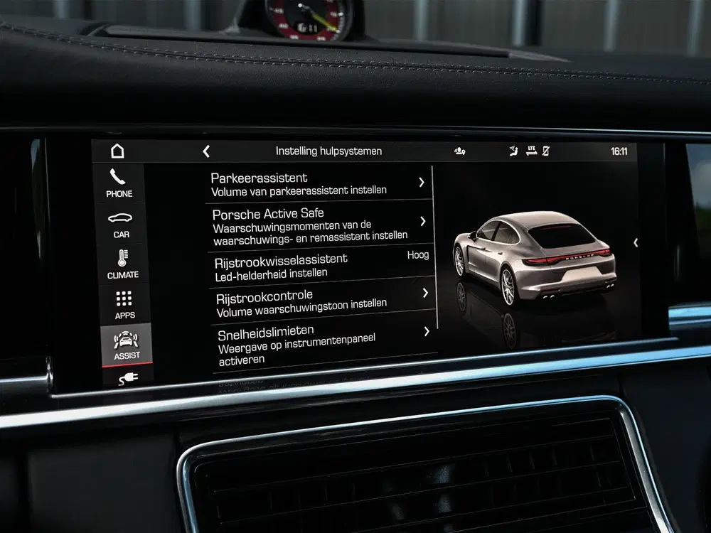 Porsche Panamera 2.9 4 E-Hybrid uit 2021, foto 16