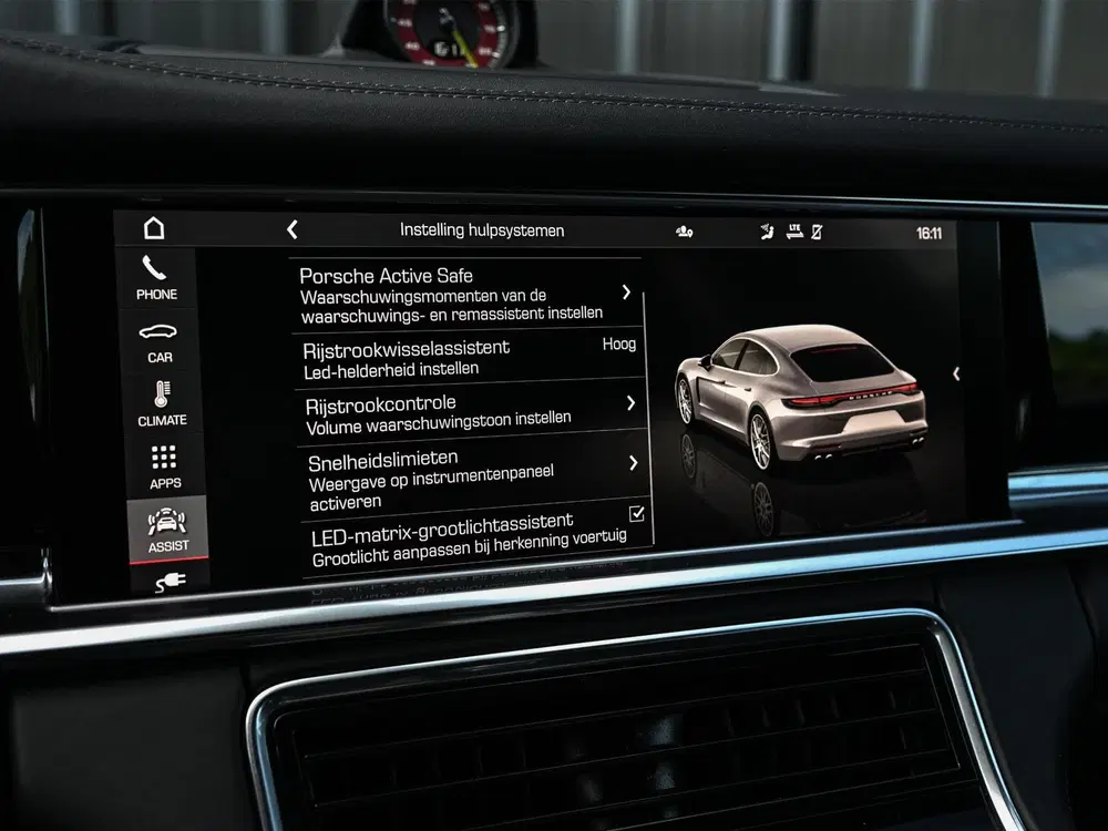 Porsche Panamera 2.9 4 E-Hybrid uit 2021, foto 17