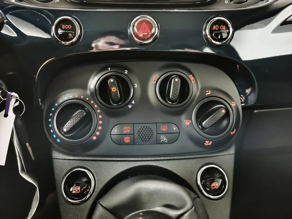 Fiat 500 0.9 TwinAir Turbo Lounge | Navigatie | Panoramadak uit 2019, foto 12