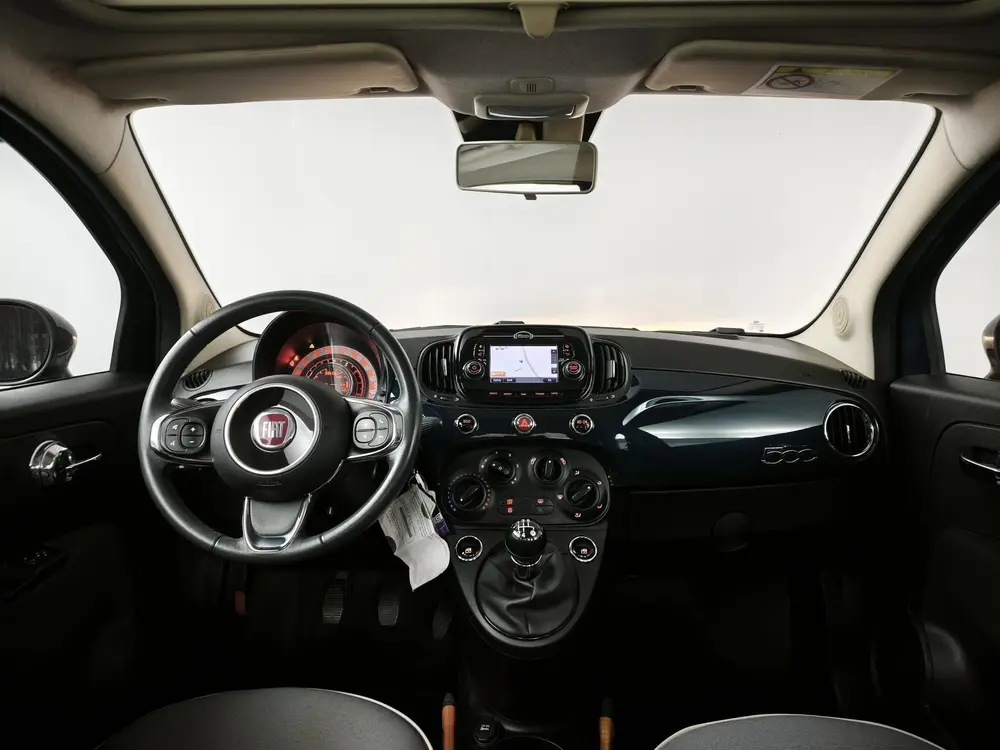 Fiat 500 0.9 TwinAir Turbo Lounge | Navigatie | Panoramadak uit 2019, foto 3