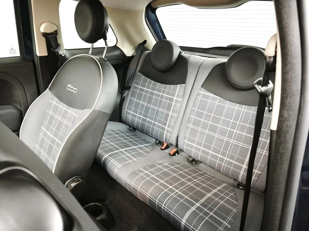 Fiat 500 0.9 TwinAir Turbo Lounge | Navigatie | Panoramadak uit 2019, foto 8