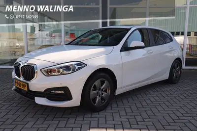 BMW 1-serie 118i Business Edition uit 2022