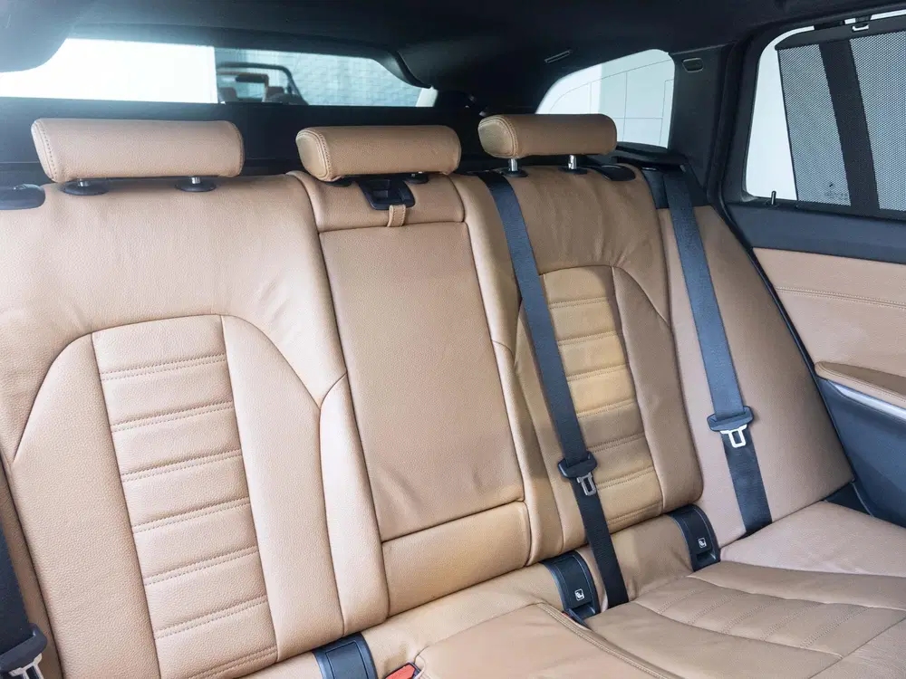 BMW 3-serie Touring 330e SoH 96% uit 2024, foto 11