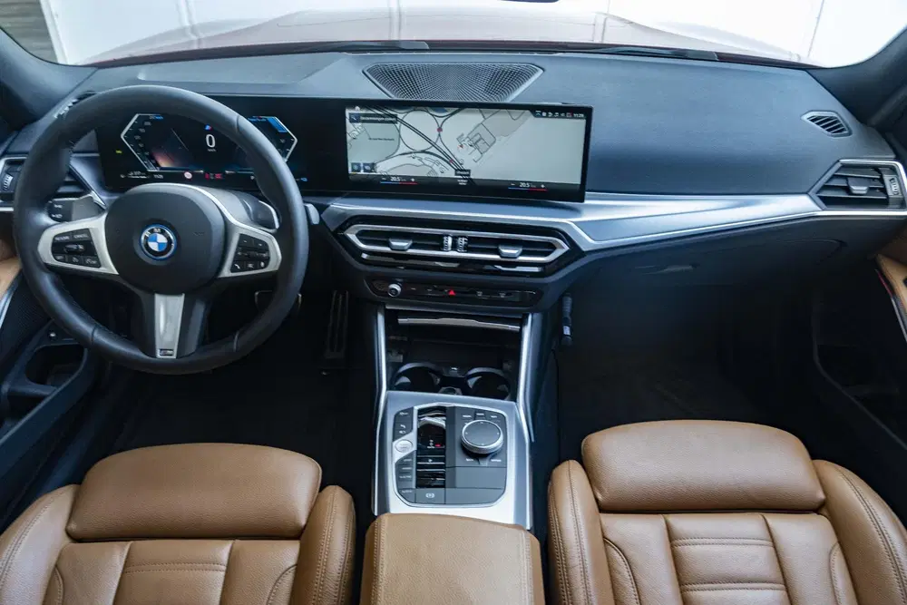 BMW 3-serie Touring 330e SoH 96% uit 2024, foto 3