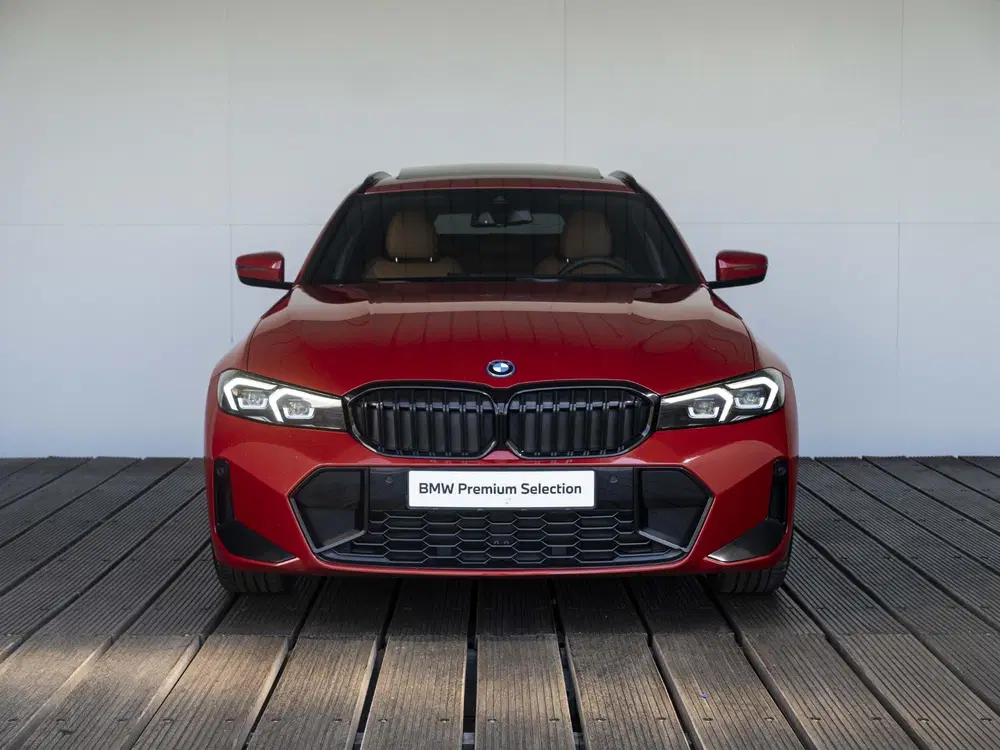 BMW 3-serie Touring 330e SoH 96% uit 2024, foto 6