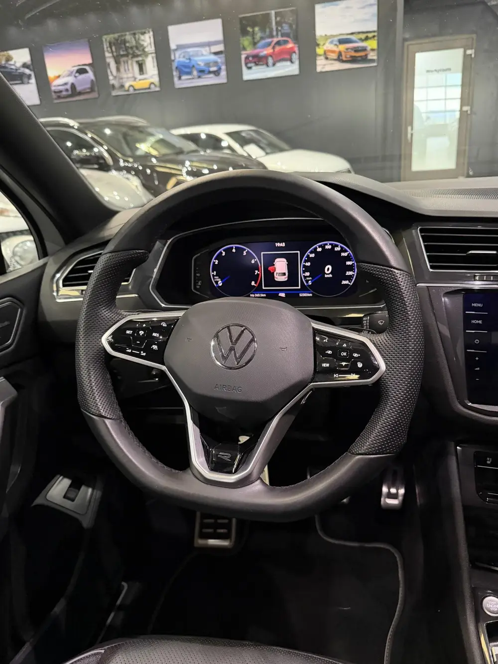 Volkswagen Tiguan 2.0 TSI 4Motion Rline NAVI/ELEKTRISCHE STO uit 2023, foto 11