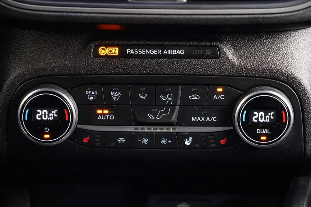 Ford Focus 1.0 EcoBoost Hybrid Titanium Style uit 2022, foto 13