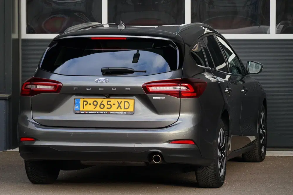 Ford Focus 1.0 EcoBoost Hybrid Titanium Style uit 2022, foto 2