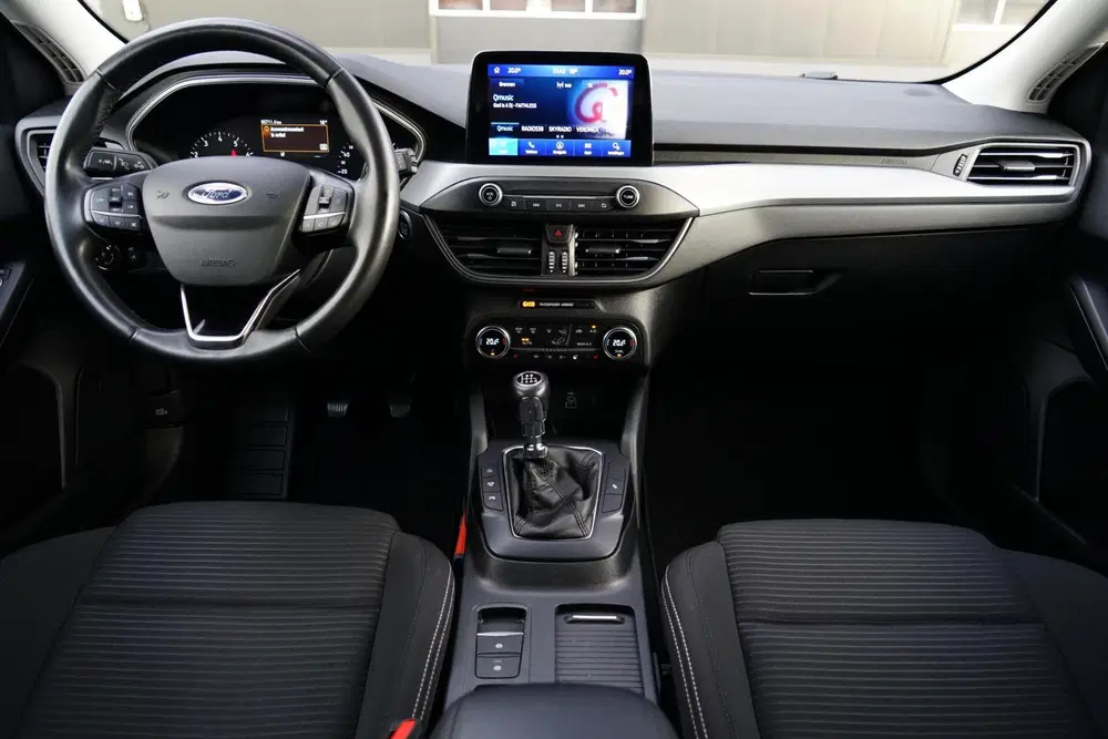 Ford Focus 1.0 EcoBoost Hybrid Titanium Style uit 2022, foto 4